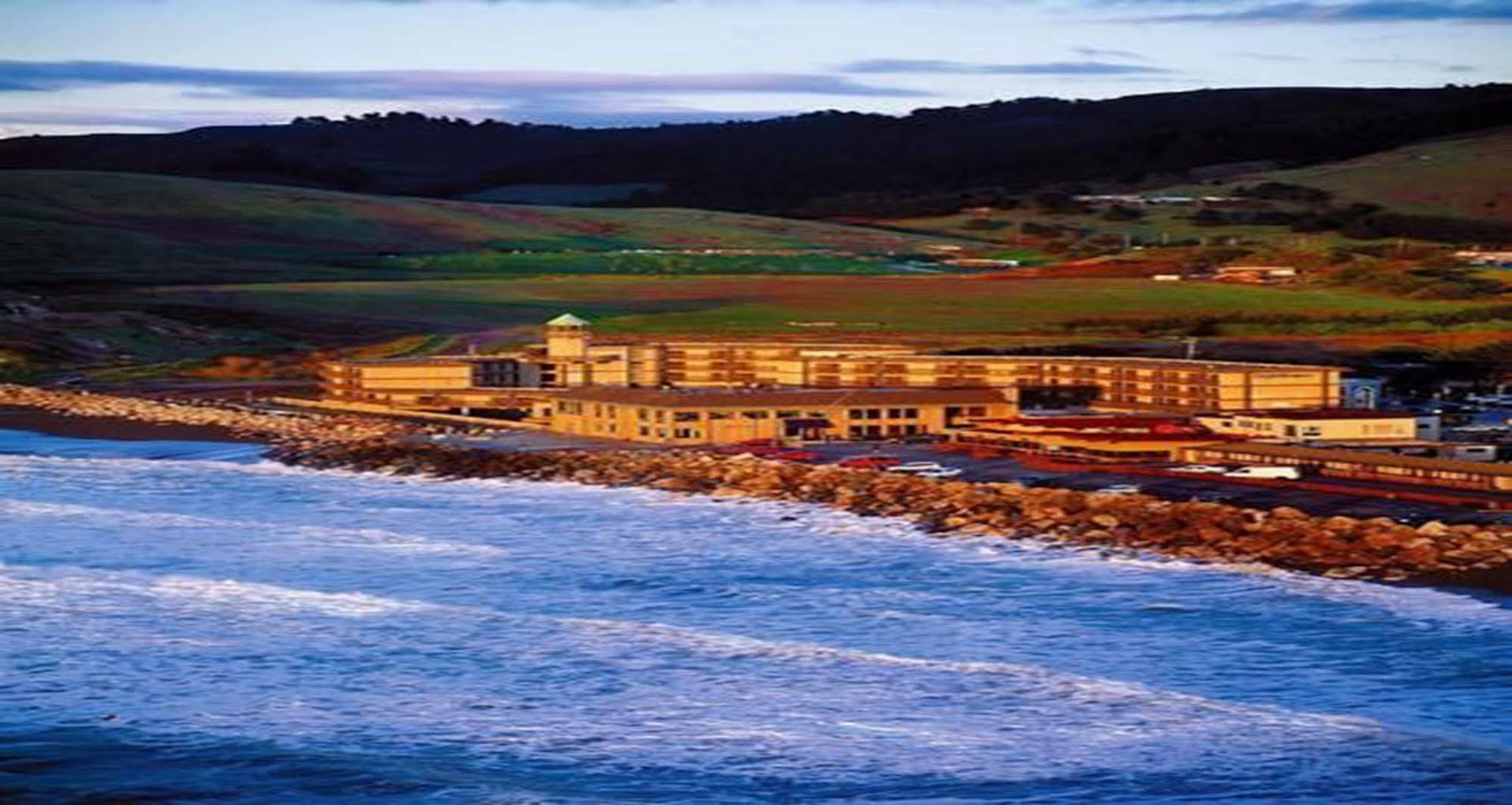 Pacifica Lighthouse Hotel Trademark Collection By Wyndham Kültér fotó